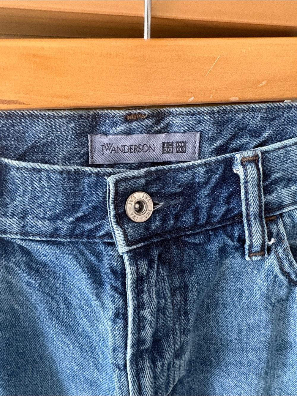 JW ANDERSON light blue denim relaxed jeans - Picture 3 of 6